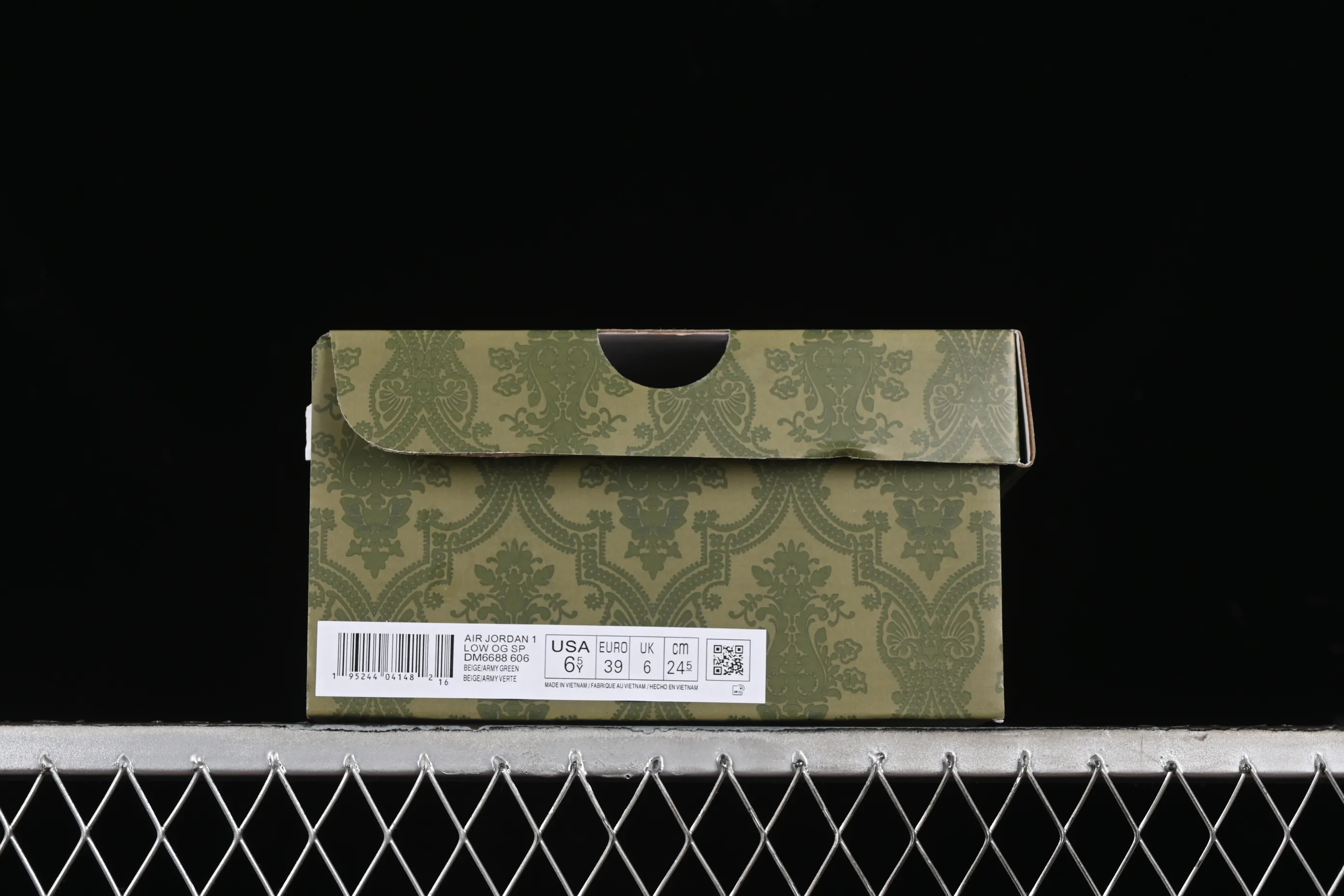 All categories Air Jordan Jordan series basketball shoes Air Jordan 1 Low High-end customized low-top sneakers Travis Scott x Fragment Design x Air Jordan 1 Low OG SP AJ1 Joe 1 Gucci joint-off-white fresh green low-top cultural casual sneakers DM6688-606